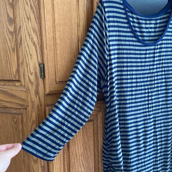 Liz Lange Maternity for Target Green Navy Striped Casual Neutral Dress - Picture 7 of 7